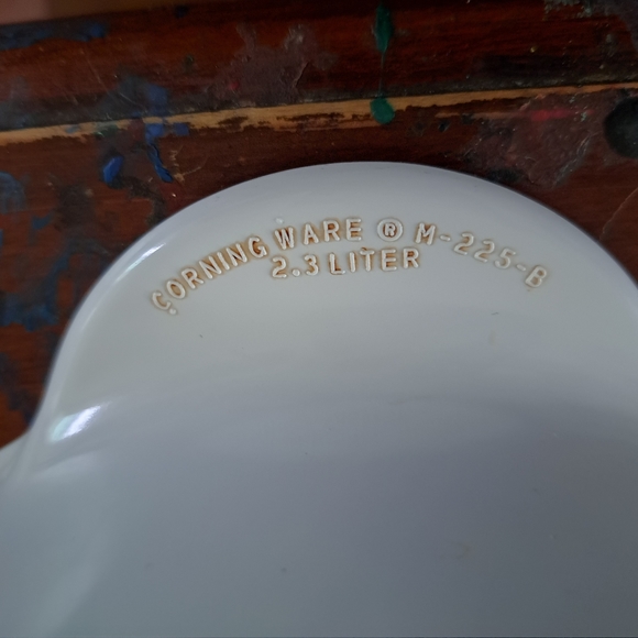 Vintage Corningware 8 Inches In Diameter - Picture 3 of 4